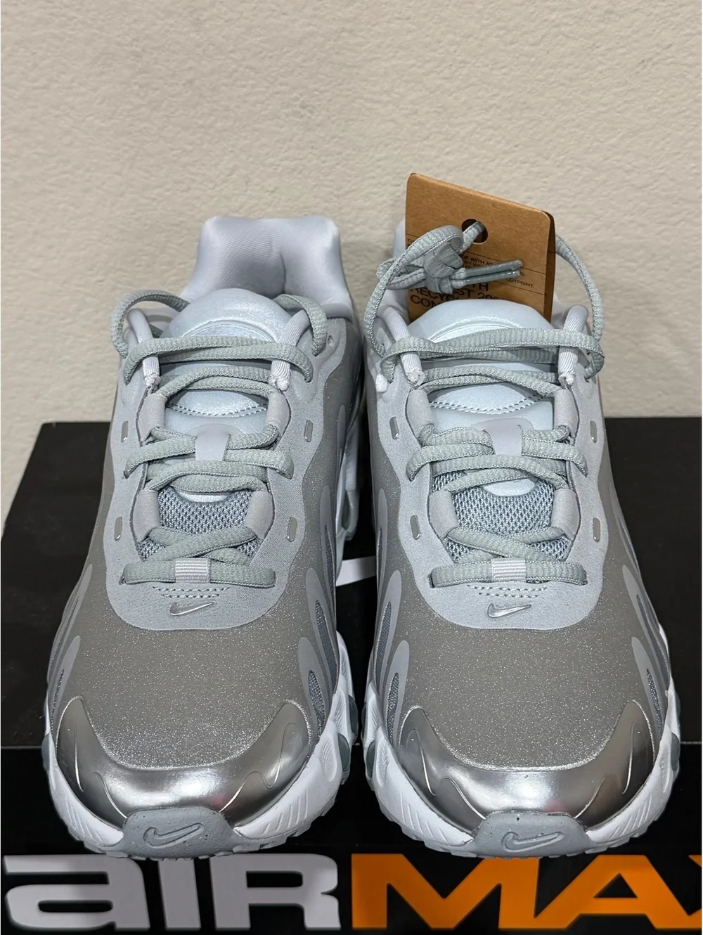 Size 8.5 - Nike Women’s Air Max DN8 “Wolf Grey Metallic Silver”